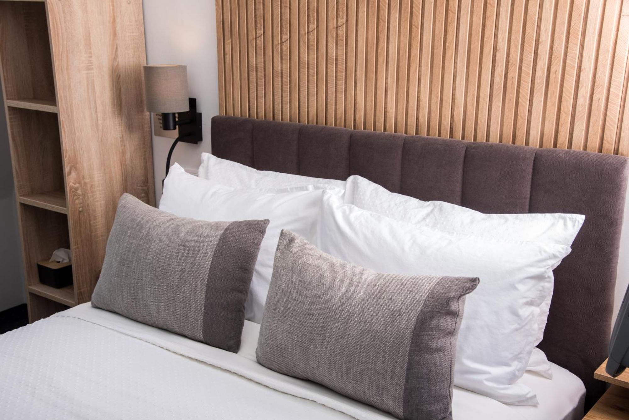 Republic Square Luxury Suites Beograd Eksteriør billede