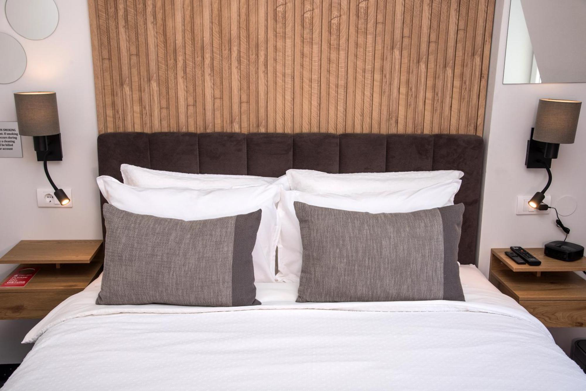 Republic Square Luxury Suites Beograd Eksteriør billede